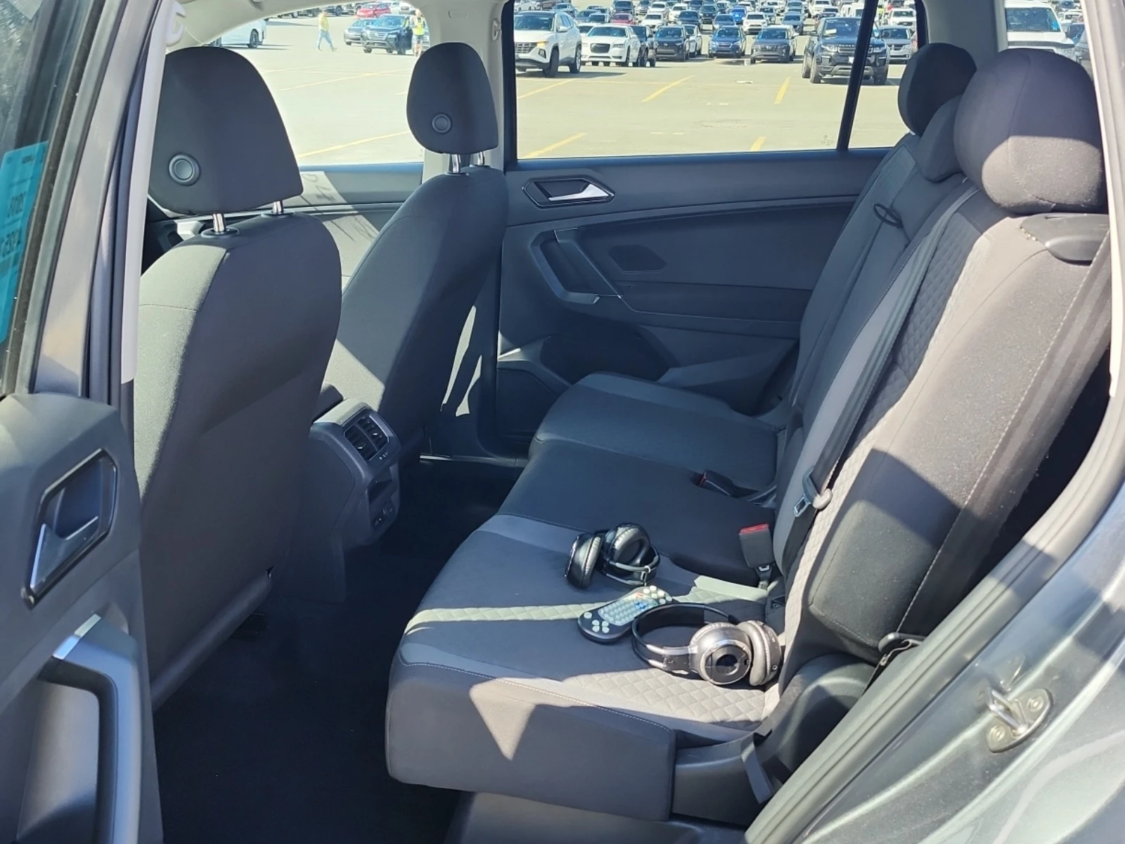 VW Tiguan TRENDLINE * * CARFAX * * АВТО КРЕДИТ * *  - изображение 7