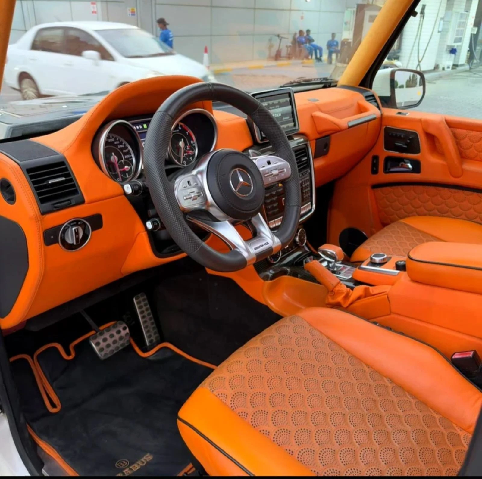 Mercedes-Benz G 63 AMG * АВТОФИНАНСИРАНЕ БЕЗ ПЪРВОНАЧАЛНА ВНОСКА - изображение 4