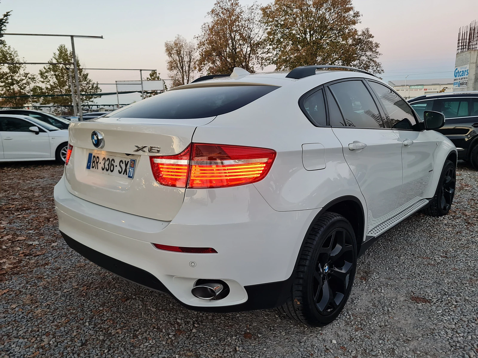 BMW X6 286kc/ОБДУХВАНЕ/4 х ПОДРЕВ/4х КАМЕРИ/ВАКУУМ/KEYLES - изображение 5