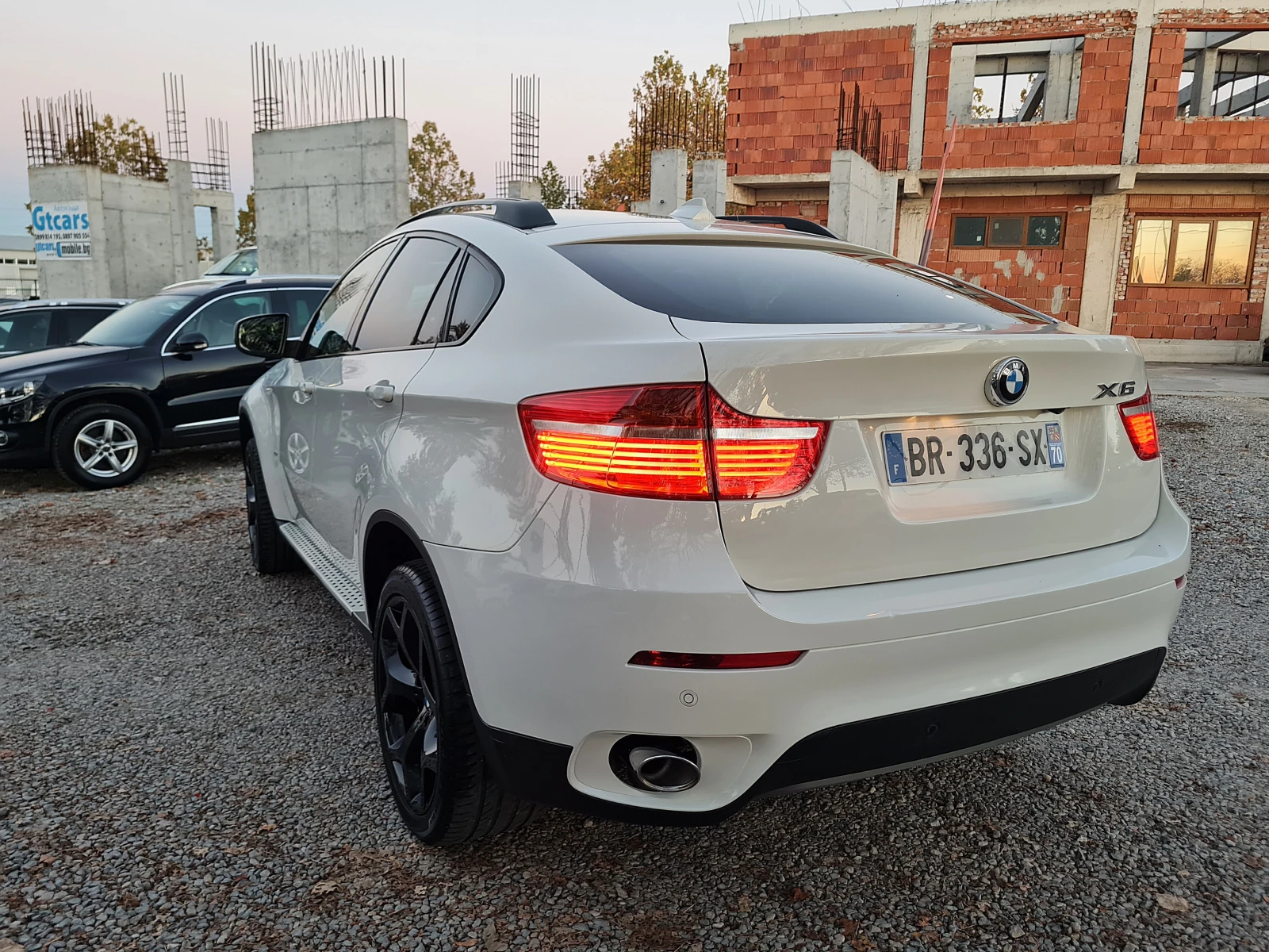 BMW X6 286kc/ОБДУХВАНЕ/4 х ПОДРЕВ/4х КАМЕРИ/ВАКУУМ/KEYLES - изображение 7