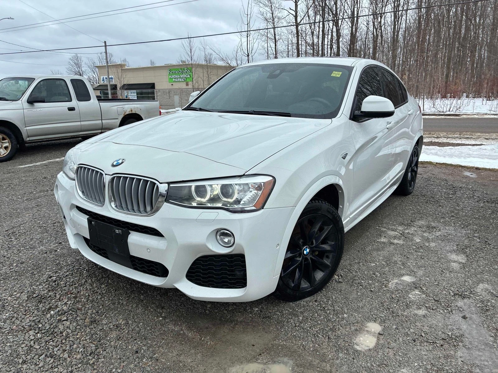 BMW X4 xDrive28i С РЕГИСТРАЦИЯ & АВТО КРЕДИТ  | Auto.bg — изображение 1