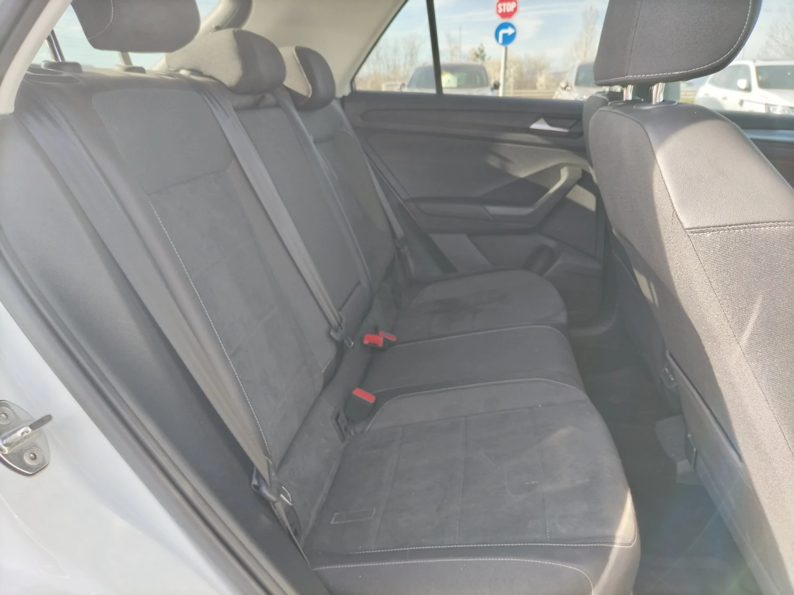 VW T-Roc 1.5TSI/150к.с., снимка 13 - Автомобили и джипове - 54124979