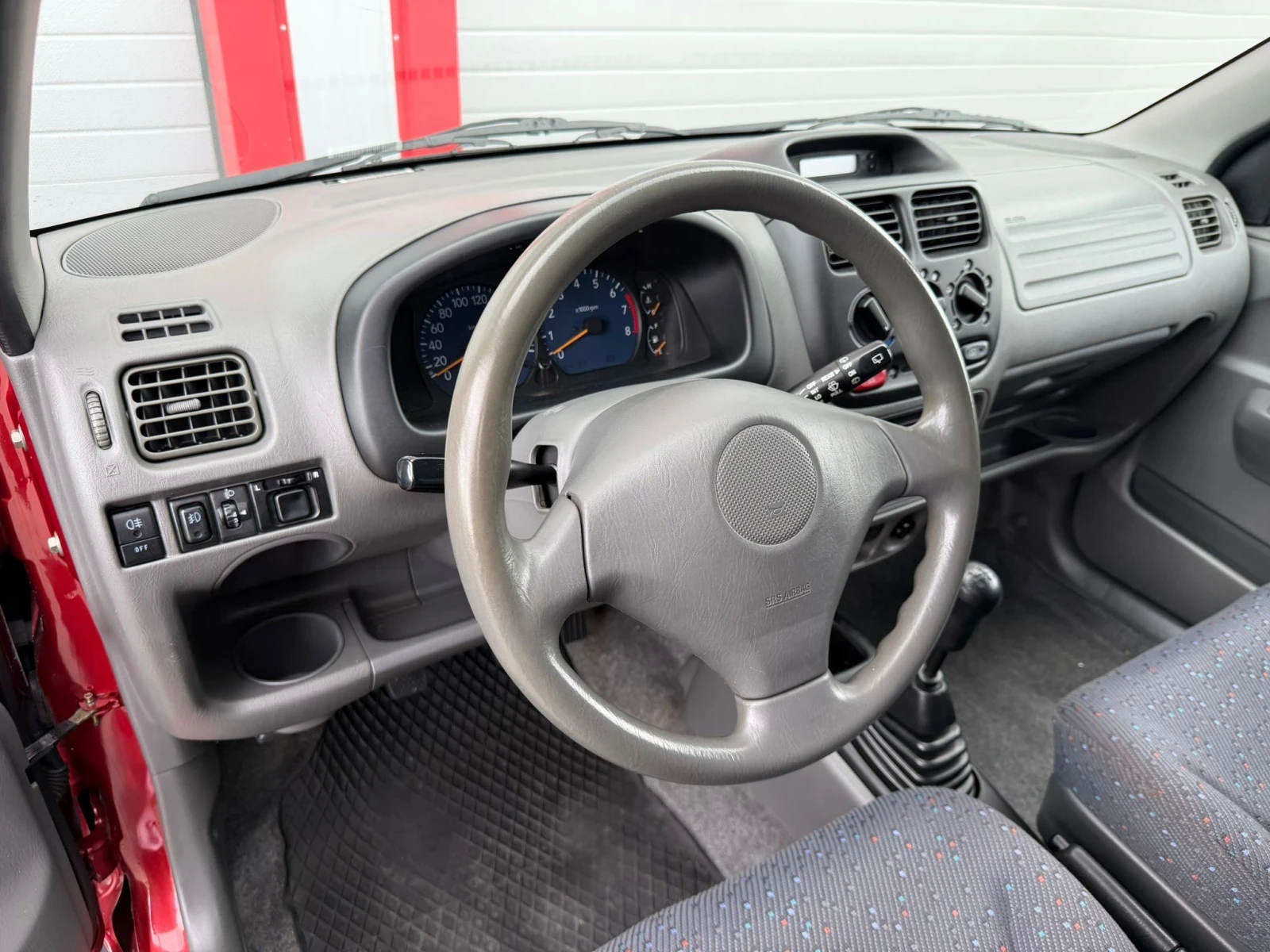 Suzuki Ignis 1.3GL 5TG ЛИЗИНГ!!! 80 000КМ!!!, снимка 13 - Автомобили и джипове - 54566542