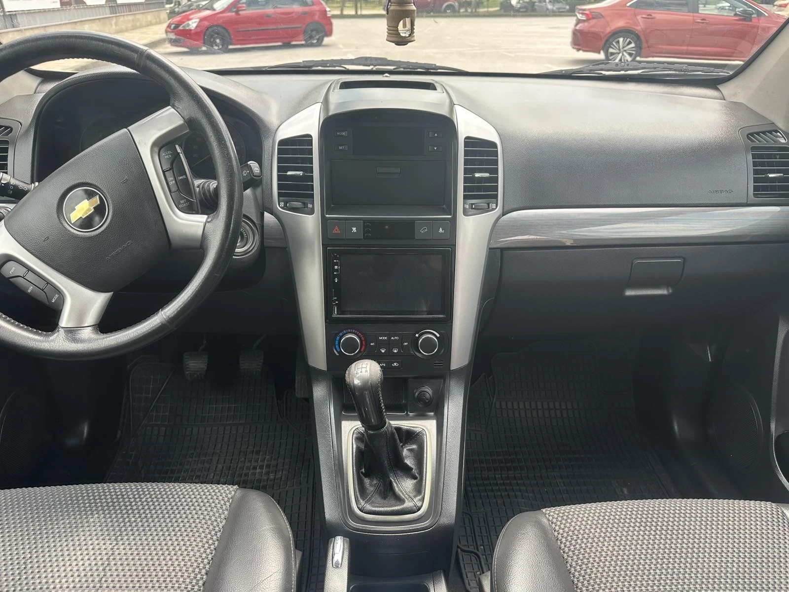 Chevrolet Captiva Продава се от втори собственик, снимка 11 - Автомобили и джипове - 54792310