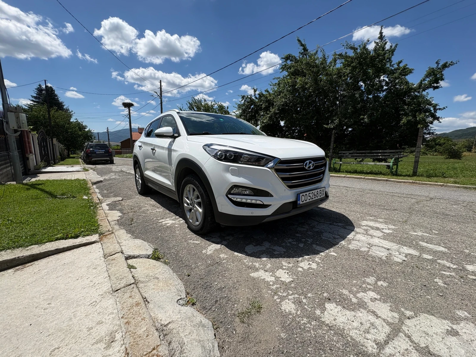 Hyundai Tucson 2.0  185кс, снимка 3 - Автомобили и джипове - 55583805