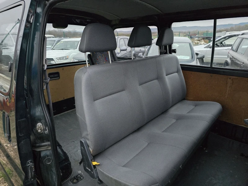 Toyota Hiace D4D 4х4 7места Климатик, снимка 10 - Бусове и автобуси - 47991959