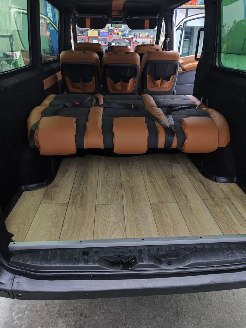 VW Crafter 2.5, снимка 10 - Бусове и автобуси - 53052871