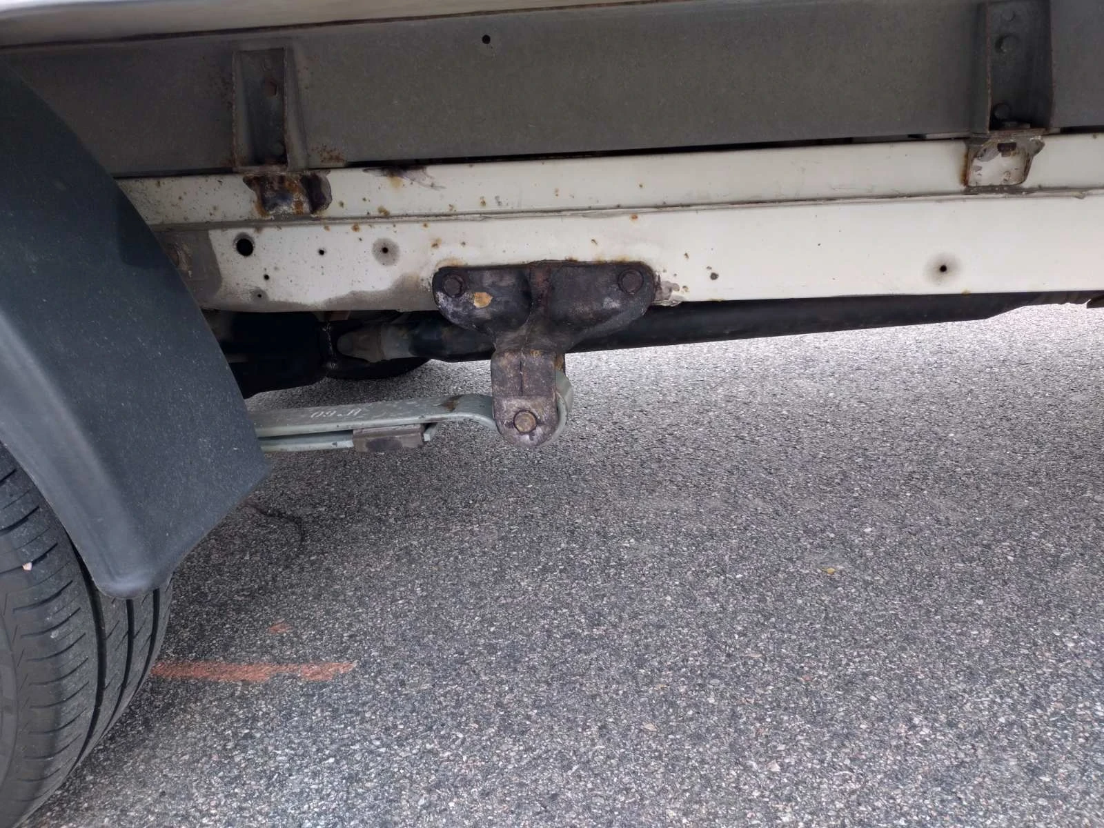VW Crafter Фургон с падащ борд, снимка 7 - Бусове и автобуси - 56227630