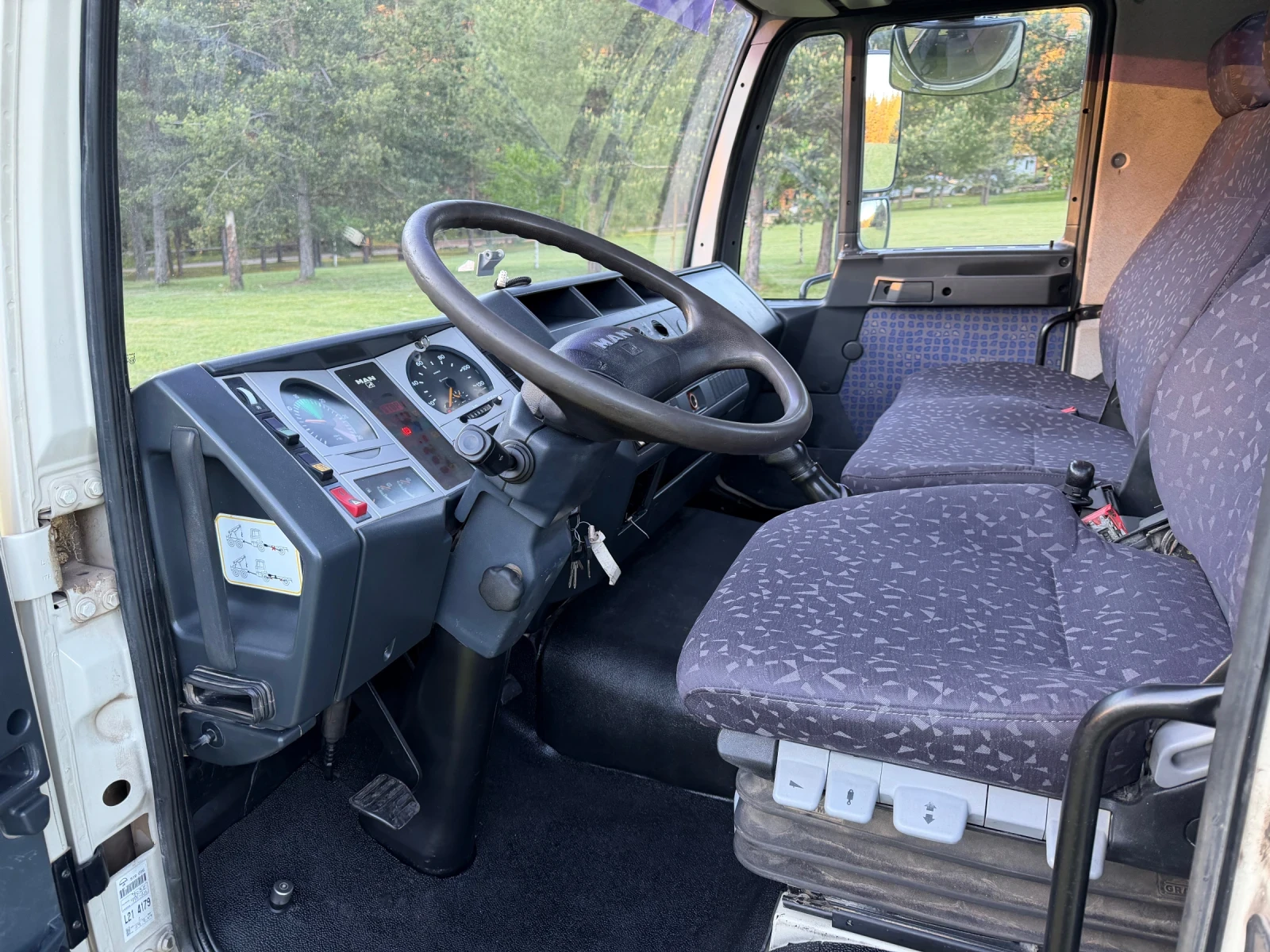 Man 9.220 ��� ��������� ��� ����-�������� | Mobile.bg � ����������� 8
