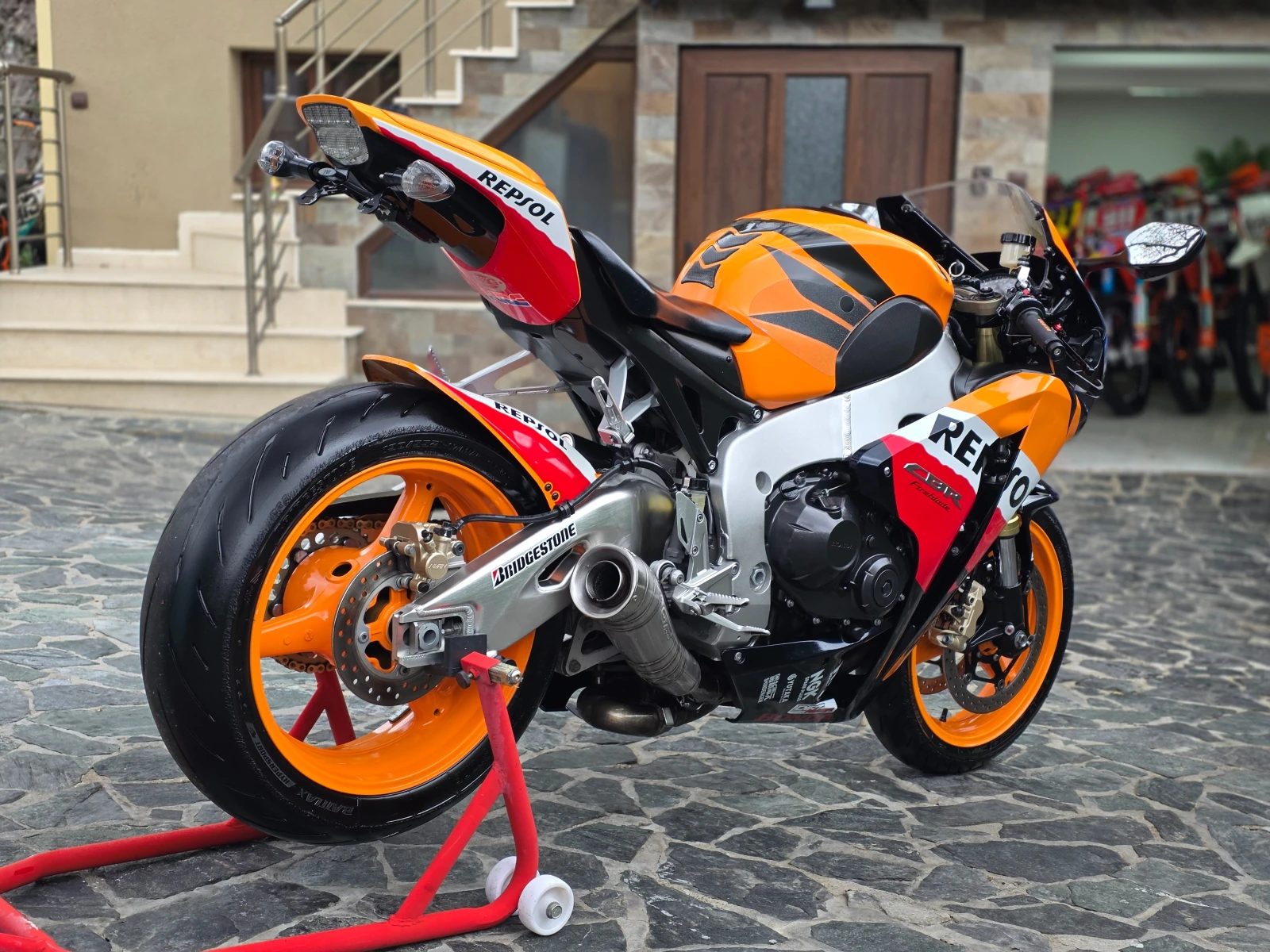 Honda Cbr 1000💥ЛИЗИНГ💥REPSOL, снимка 5 - Мотоциклети и мототехника - 54041694