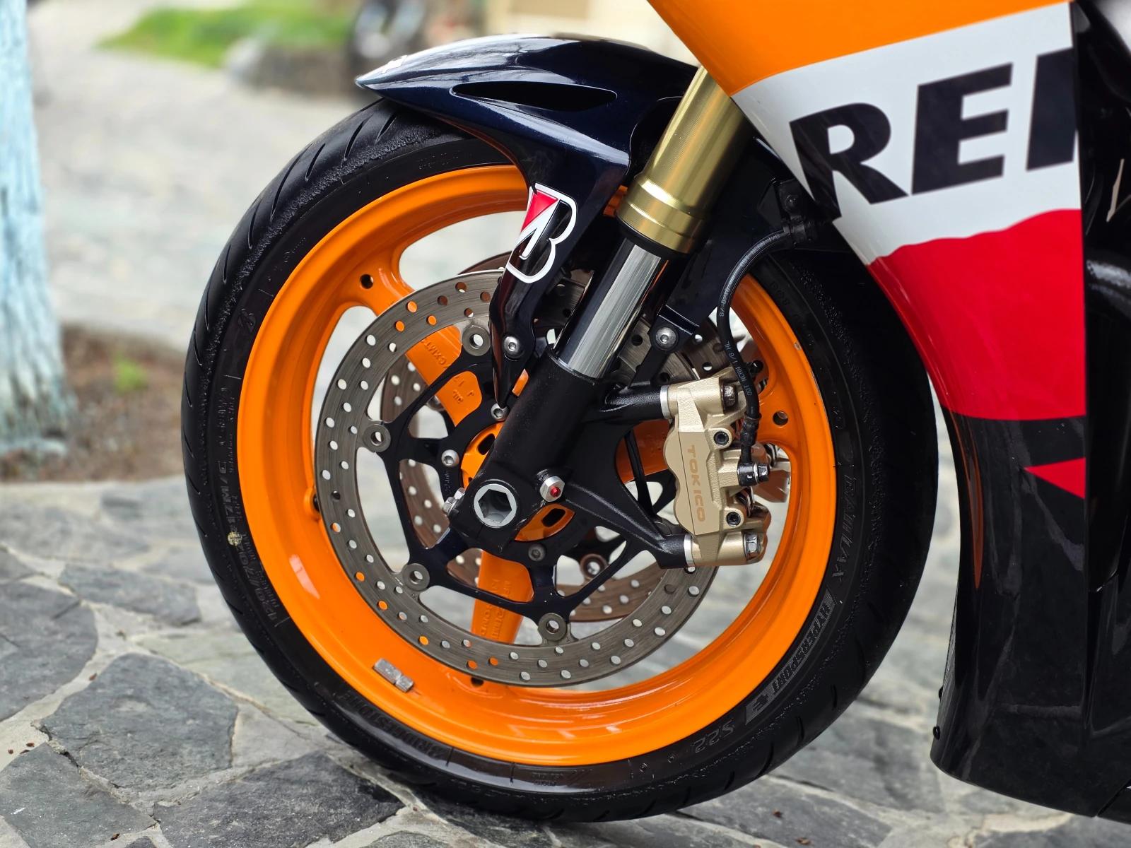 Honda Cbr 1000💥ЛИЗИНГ💥REPSOL, снимка 16 - Мотоциклети и мототехника - 54041694