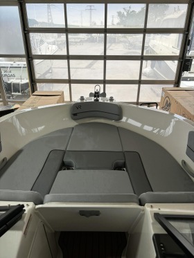 Лодка Bayliner VR5 outboard , снимка 14 - Воден транспорт - 39926278