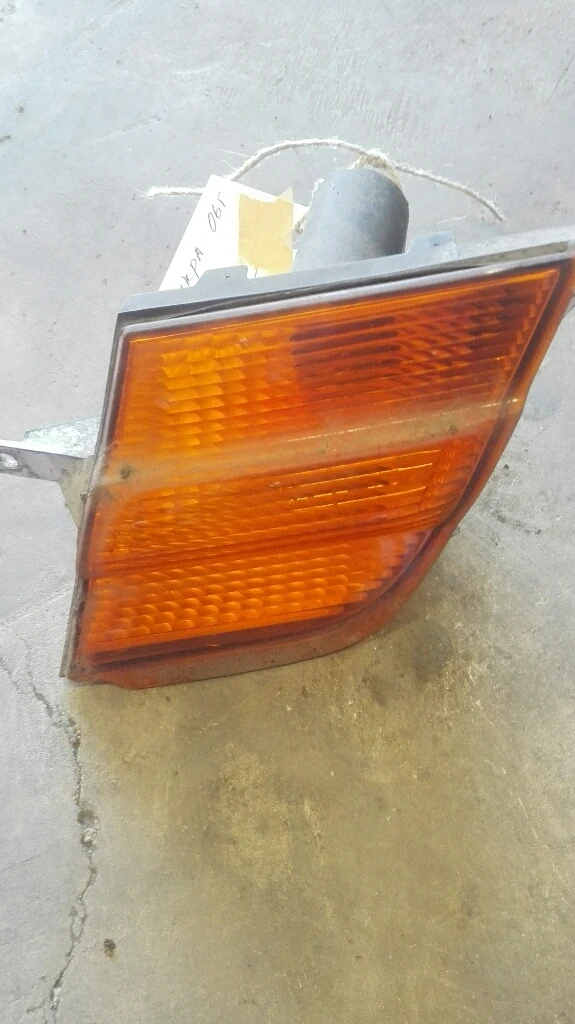 Мигач ляв Нисан Микра