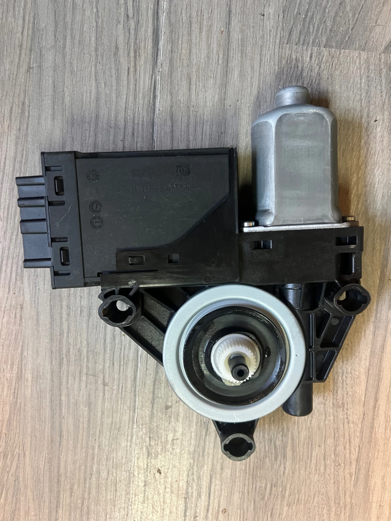 31674760    .     VOLVO XC60 2019 P10131382 966265-102 | Mobile.bg   3