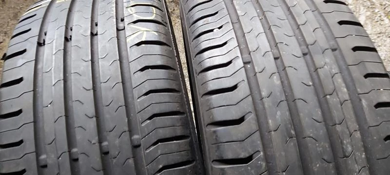 Гуми Летни 205/50R17, снимка 2 - Гуми и джанти - 31148803