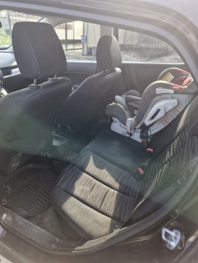 Mazda 2 Газ, снимка 5