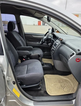 Toyota Avensis verso 2.0 D4D , снимка 13