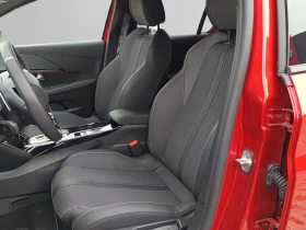 Peugeot 208 GT, снимка 13