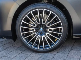 BMW 740 FACELIFT XDRIVE M-SPORT EXECUTIVE-LOUNGE TV B&W, снимка 5