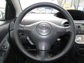 Toyota Yaris 1.0 VVT-i EURO4, снимка 11