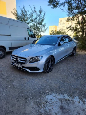 Mercedes-Benz E 220, снимка 6