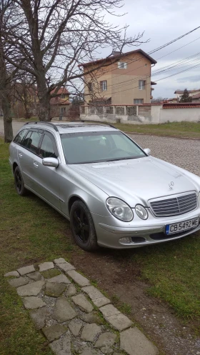 Mercedes-Benz E 270, снимка 2