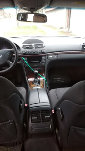 Mercedes-Benz E 270, снимка 8