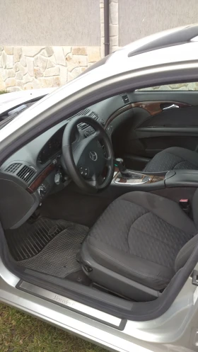 Mercedes-Benz E 270, снимка 7