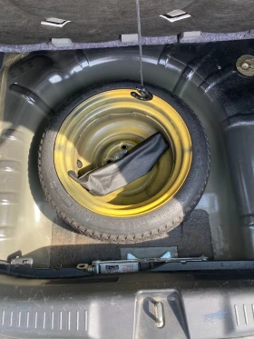 Honda Jazz 1, 4 Автоматик - 3750 € / 7334.36 лв. - 29636065 12