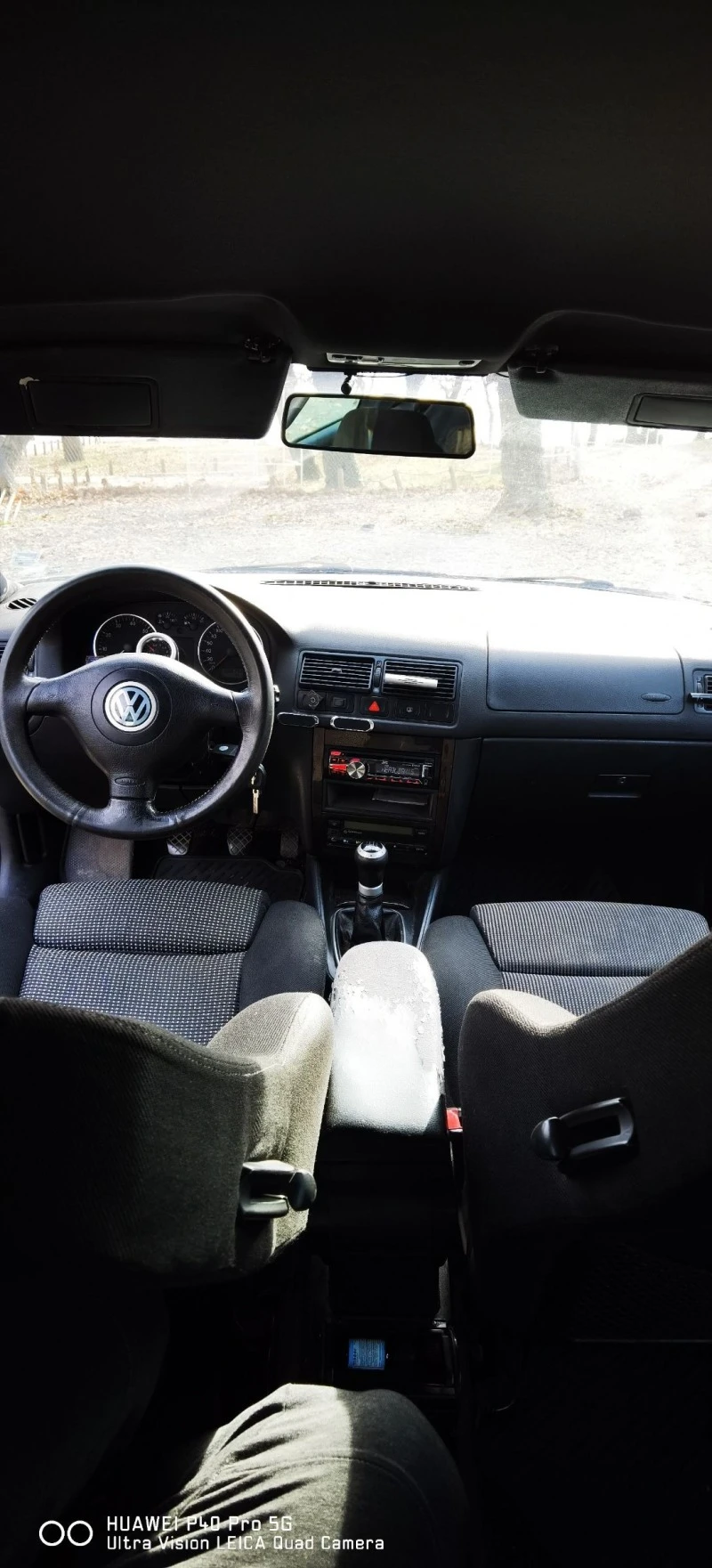 VW Golf 1.8T GTI, снимка 6 - Автомобили и джипове - 47355536