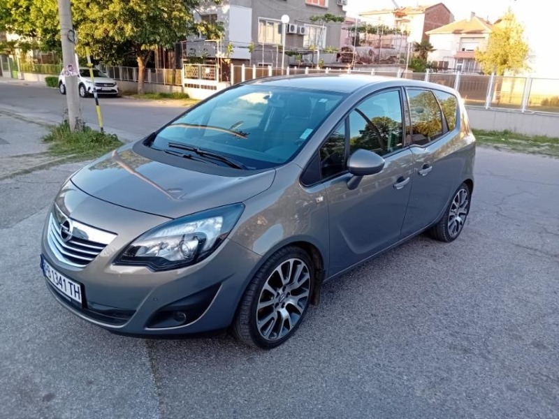Opel Meriva 1.4i, снимка 2 - Автомобили и джипове - 45888030