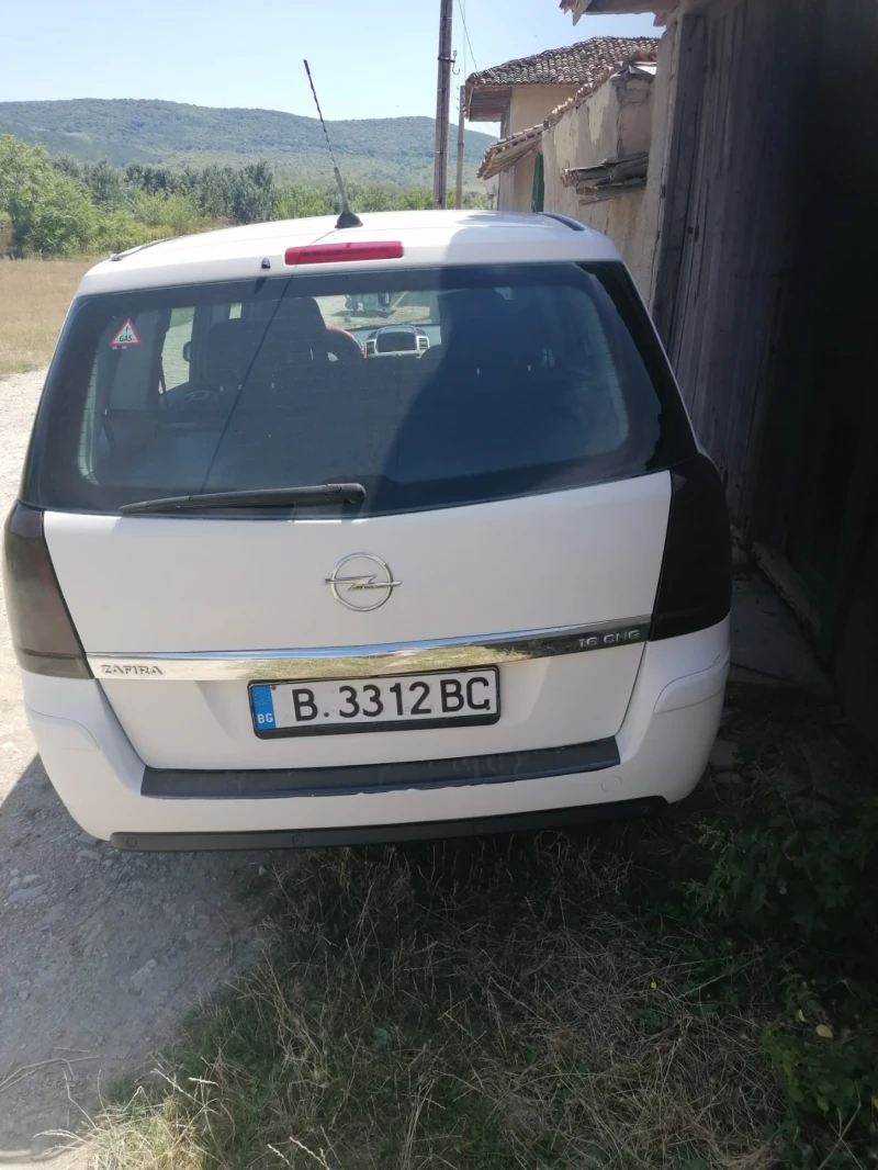 Opel Zafira, снимка 13 - Автомобили и джипове - 47381446