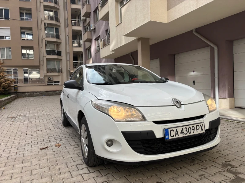 Renault Megane 1, 5 DCI, снимка 2 - Автомобили и джипове - 48078600