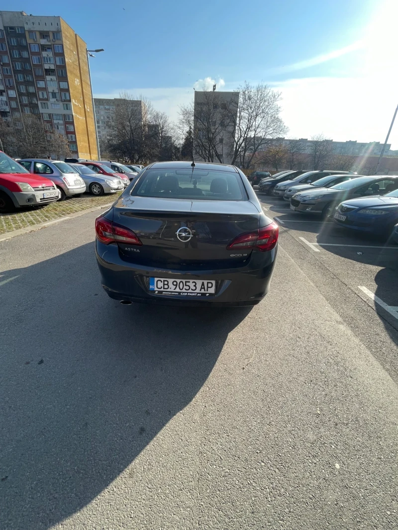 Opel Astra, снимка 1 - Автомобили и джипове - 48140600