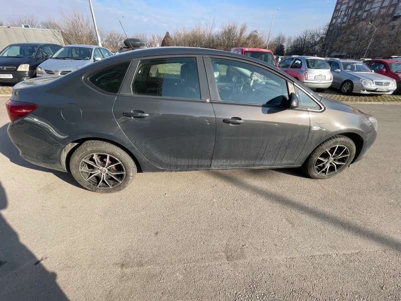 Opel Astra, снимка 5 - Автомобили и джипове - 48140600