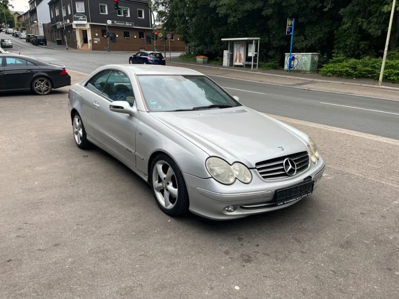 Mercedes-Benz CLK 320, снимка 2 - Автомобили и джипове - 48423235