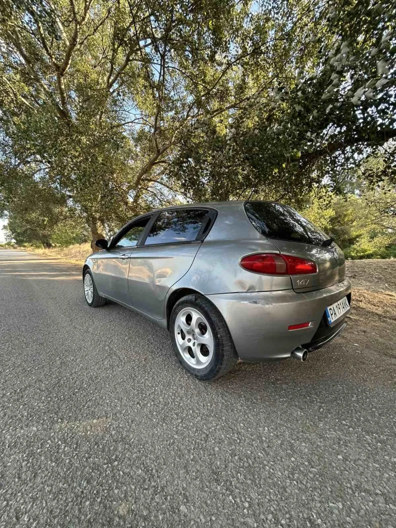Alfa Romeo 147, снимка 12 - Автомобили и джипове - 52833281
