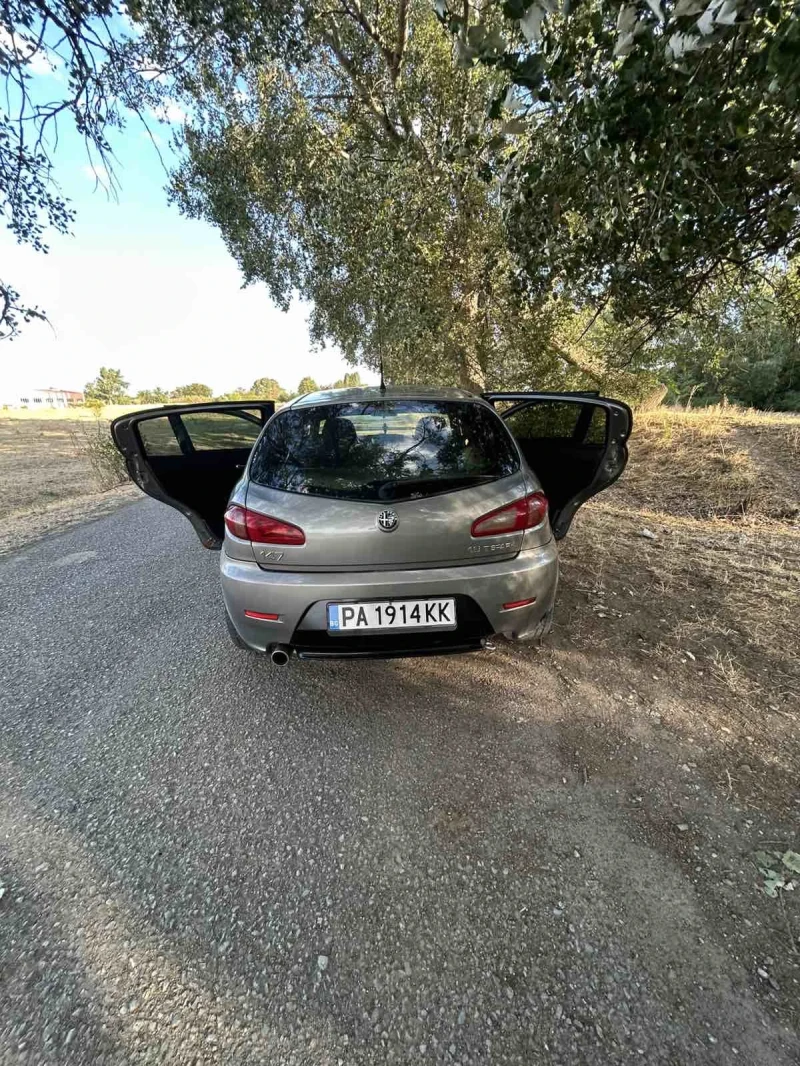 Alfa Romeo 147, снимка 3 - Автомобили и джипове - 52833281