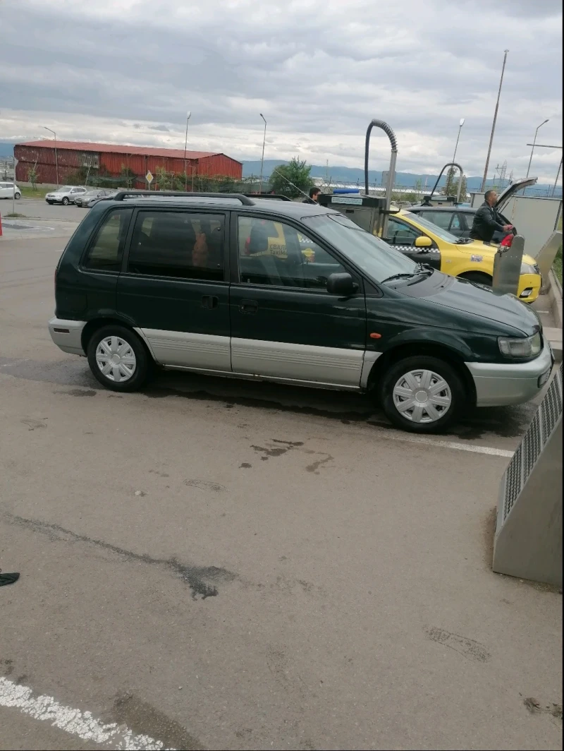 Mitsubishi Space runner 18. 122 кс. 4х4, снимка 4 - Автомобили и джипове - 52916967