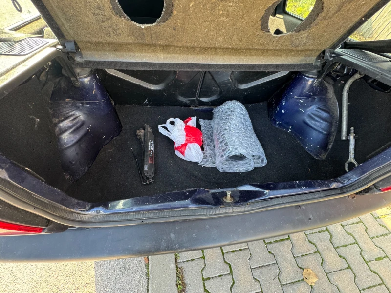 VW Polo GT Coupe, снимка 14 - Автомобили и джипове - 52313403