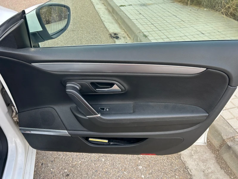 VW CC 2.0 TDI 170 DSG, снимка 7 - Автомобили и джипове - 52812370