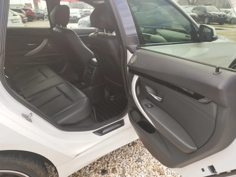 BMW 3gt BMW 335i GT, снимка 11 - Автомобили и джипове - 53041497