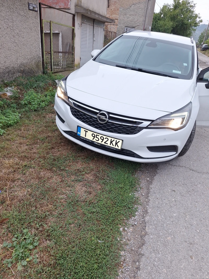 Opel Astra, снимка 2 - Автомобили и джипове - 53185481
