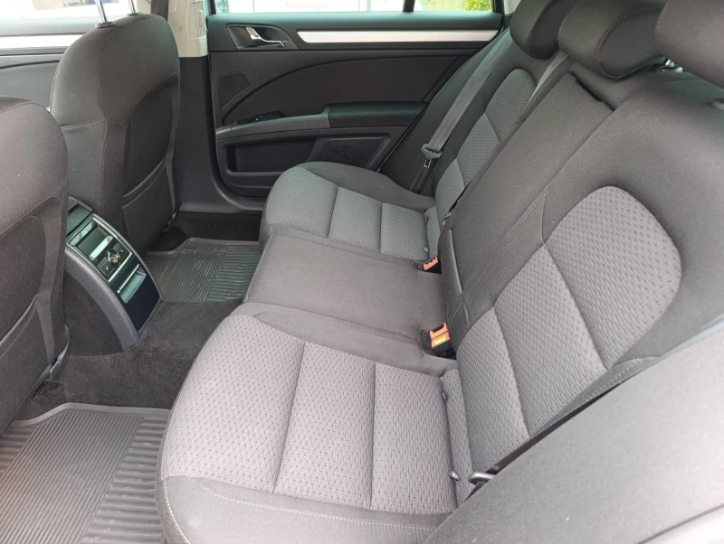 Skoda Superb Scout 4X4 2.0 TDI Автомат , снимка 14 - Автомобили и джипове - 53453984