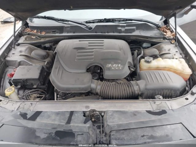 Dodge Challenger SXT, снимка 12 - Автомобили и джипове - 53329029