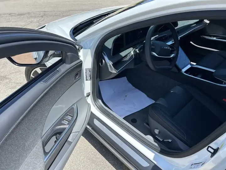 Lucid Air Grand Touring PURE* SOFT CLOSE* ЩОРИ* DREAM DRIVE PREMIUM* , снимка 9 - Автомобили и джипове - 53737643