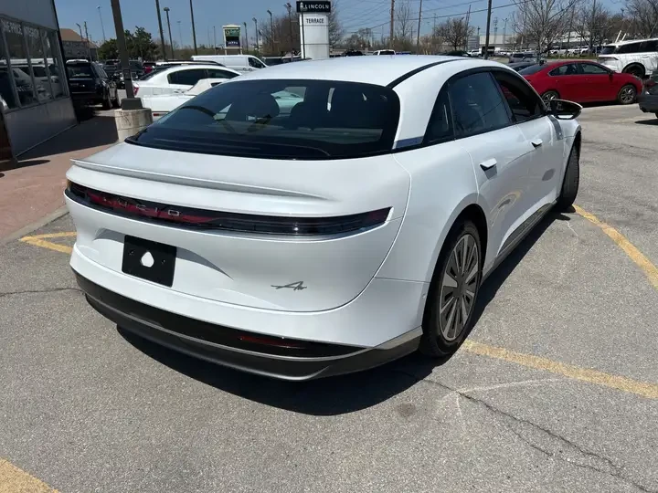 Lucid Air Grand Touring PURE* SOFT CLOSE* ЩОРИ* DREAM DRIVE PREMIUM* , снимка 7 - Автомобили и джипове - 53737643