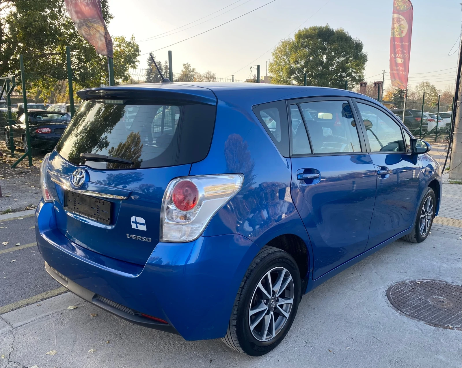 Toyota Verso 1.8-16V-145 к.с.Бензин.6+ 1 места.Пълна Серв.истор - изображение 5