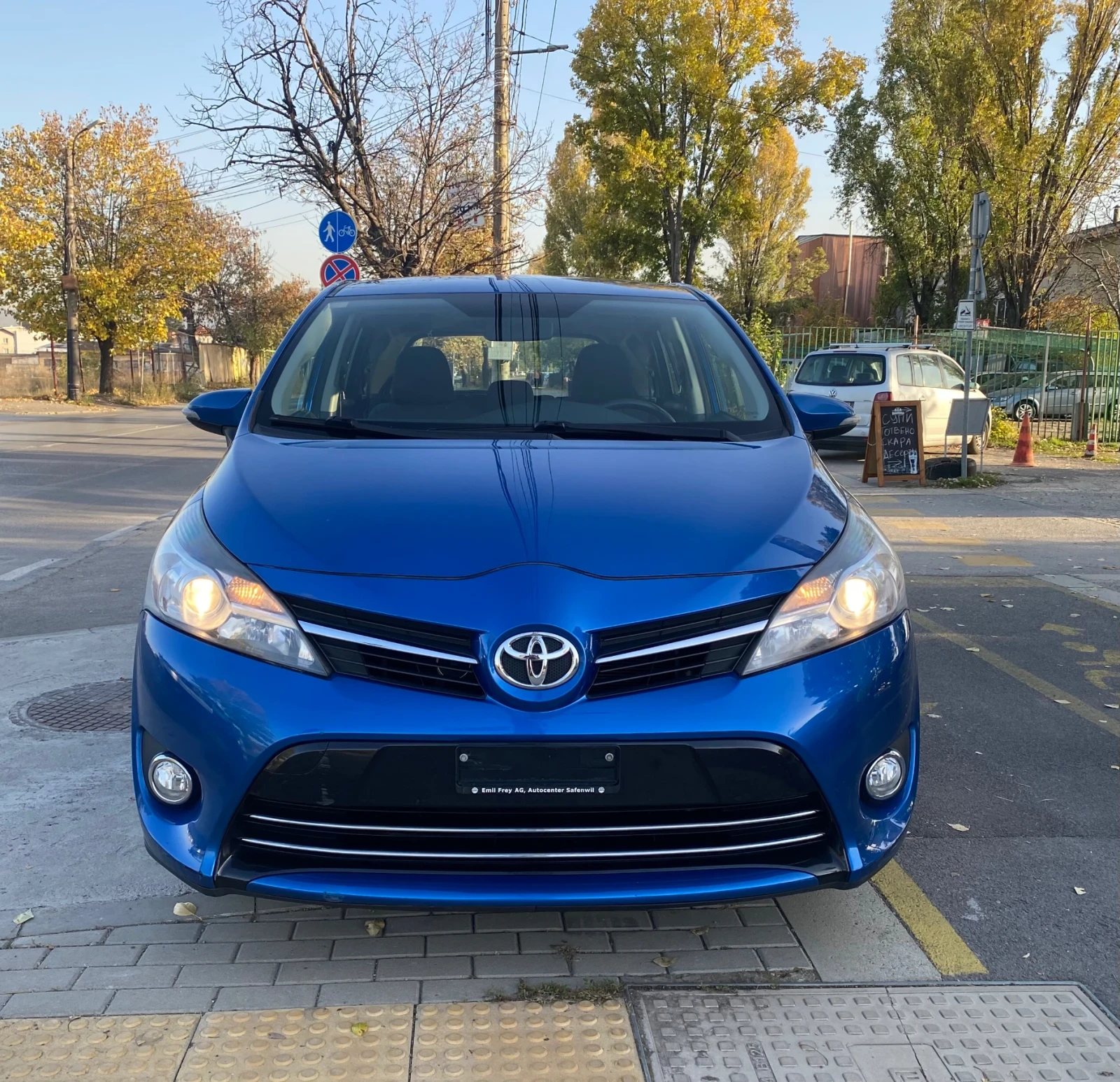 Toyota Verso 1.8-16V-145 к.с.Бензин.6+ 1 места.Пълна Серв.истор - изображение 3