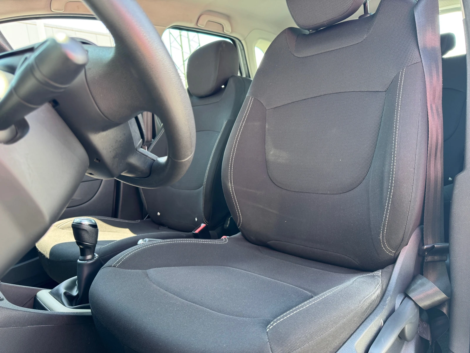 Renault Captur 0.9 ТCe/ 90 к.с. - изображение 10